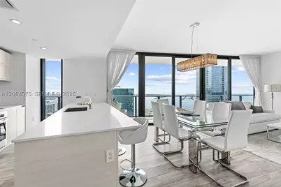 1300 S Miami #4505, Miami, FL 33130 - Photo 4