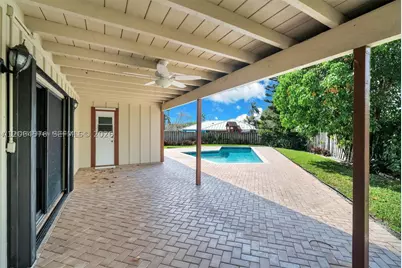 372 NW 35th, Boca Raton, FL 33431 - Photo 12