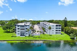 447 NE 195 Th, Miami, FL 33179 - Photo 18