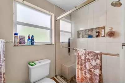 15887 NW 11th, Pembroke Pines, FL 33028 - Photo 32