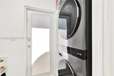 10100 Nicaragua, Cutler Bay, FL 33189 - Photo 16