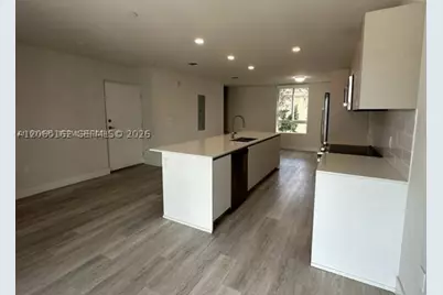 2561 NE 193rd #1208, Miami, FL 33180 - Photo 6