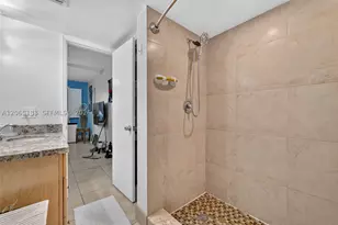 3007 N Oakland Forest, Oakland Park, FL 33309 - Photo 18