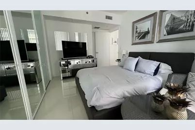 495 Brickell #4308, Miami, FL 33131 - Photo 12