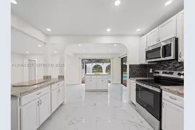 10251 NW 39th, Coral Springs, FL 33065 - Photo 32