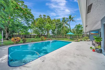 620 E Plantation, Plantation, FL 33324 - Photo 40