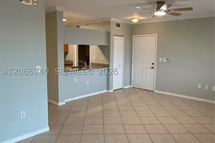 6482 Emerald Dunes, West Palm Beach, FL 33411 - Photo 4