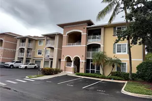 6482 Emerald Dunes, West Palm Beach, FL 33411 - Photo 2