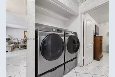 7961 W 6th, Hialeah, FL 33014 - Photo 28