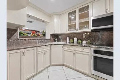 7961 W 6th, Hialeah, FL 33014 - Photo 14