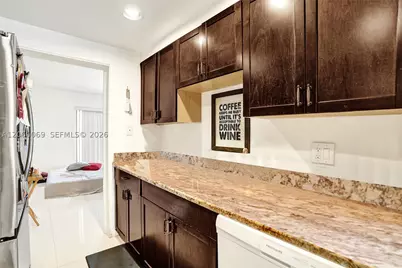 2999 Lakewood, Hollywood, FL 33021 - Photo 46