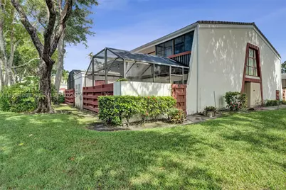 2999 Lakewood, Hollywood, FL 33021 - Photo 54