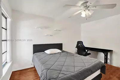 2999 Lakewood, Hollywood, FL 33021 - Photo 40