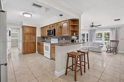 801 Ixora, Plantation, FL 33317 - Photo 12