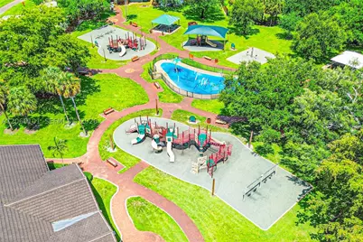 801 Ixora, Plantation, FL 33317 - Photo 44