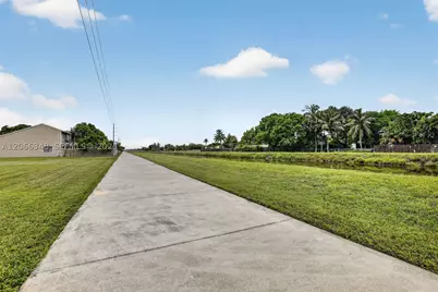 11065 NW 38th, Sunrise, FL 33351 - Photo 36