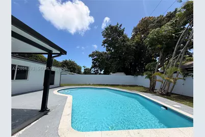 9934 SW 195th, Cutler Bay, FL 33157 - Photo 4
