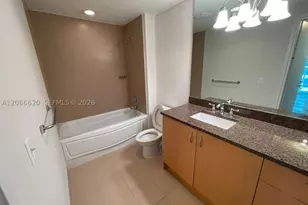 300 S Biscayne, Miami, FL 33131 - Photo 4