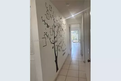 17919 NW 66th, Hialeah, FL 33015 - Photo 16