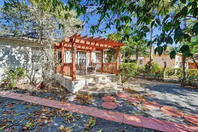 130 NE 49th, Miami, FL 33137 - Photo 18