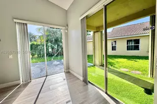 825 Falling Water, Weston, FL 33326 - Photo 10