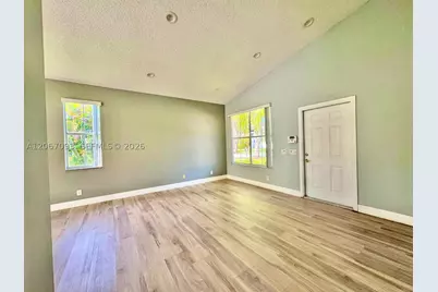 825 Falling Water, Weston, FL 33326 - Photo 4