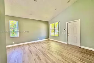 825 Falling Water, Weston, FL 33326 - Photo 4