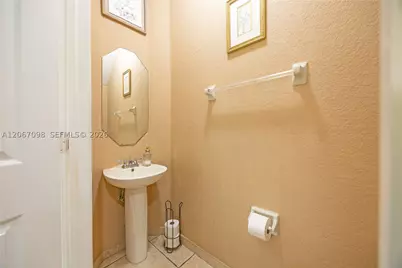 3680 NW 29th, Lauderdale Lakes, FL 33311 - Photo 10