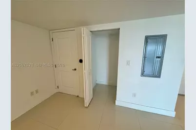 400 Sunny Isles #1221, Sunny Isles Beach, FL 33160 - Photo 32