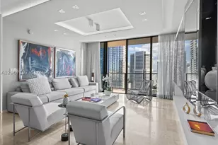 88 SW 7th, Miami, FL 33130 - Photo 2