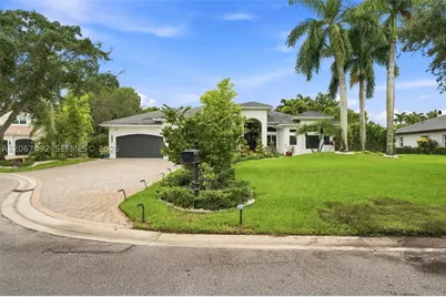 3829 Gulfstream, Davie, FL 33328 - Photo 4