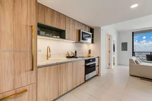 159 NE 6th, Miami, FL 33132 - Photo 4