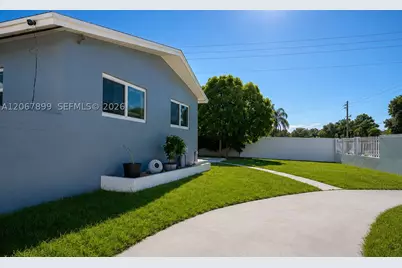 12400 SW 184th, Miami, FL 33177 - Photo 2