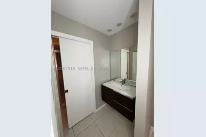 1591 Springside #1591, Weston, FL 33326 - Photo 6