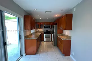 1591 Springside, Weston, FL 33326 - Photo 4