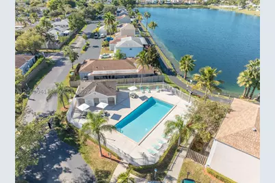 9826 SW 222nd, Cutler Bay, FL 33190 - Photo 4