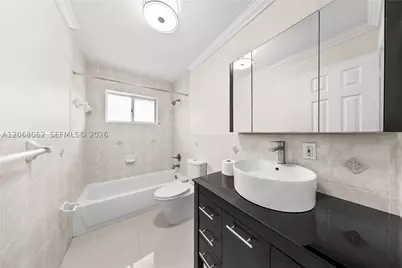 10033 NW 126th, Hialeah Gardens, FL 33018 - Photo 2