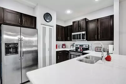 4204 N Dixie #1, Oakland Park, FL 33334 - Photo 6