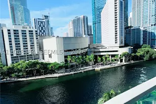 31 SE 5th, Miami, FL 33131 - Photo 10