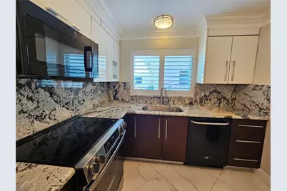 2661 NW 4th, Pompano Beach, FL 33064 - Photo 8