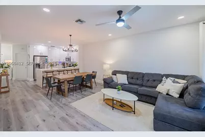 12171 SW 4th, Pembroke Pines, FL 33025 - Photo 8
