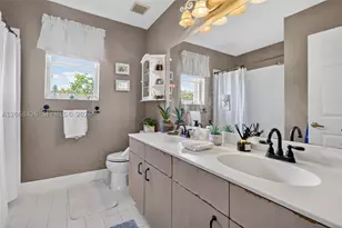 600 SW 167th, Pembroke Pines, FL 33027 - Photo 28
