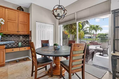 600 SW 167th, Pembroke Pines, FL 33027 - Photo 10