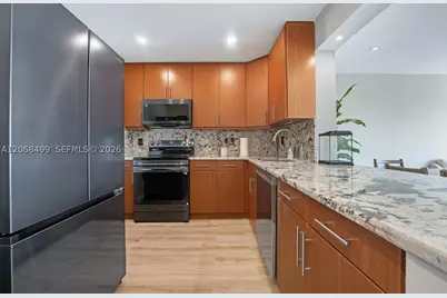 401 Golden Isles #1116, Hallandale Beach, FL 33009 - Photo 10