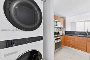 244 Biscayne, Miami, FL 33132 - Photo 14