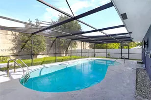 1854 Lauderdale Manor, Fort Lauderdale, FL 33311 - Photo 22