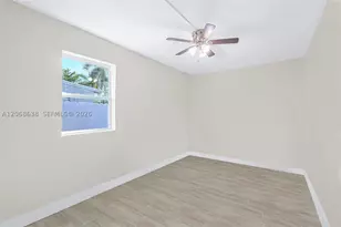 1854 Lauderdale Manor, Fort Lauderdale, FL 33311 - Photo 8