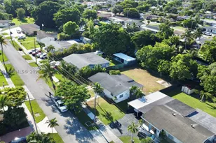 11935 SW 37th, Miami, FL 33175 - Photo 10