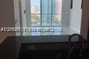 335 S Biscayne, Miami, FL 33131 - Photo 4