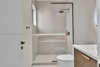 2222 SW 14th #right, Miami, FL 33145 - Photo 42